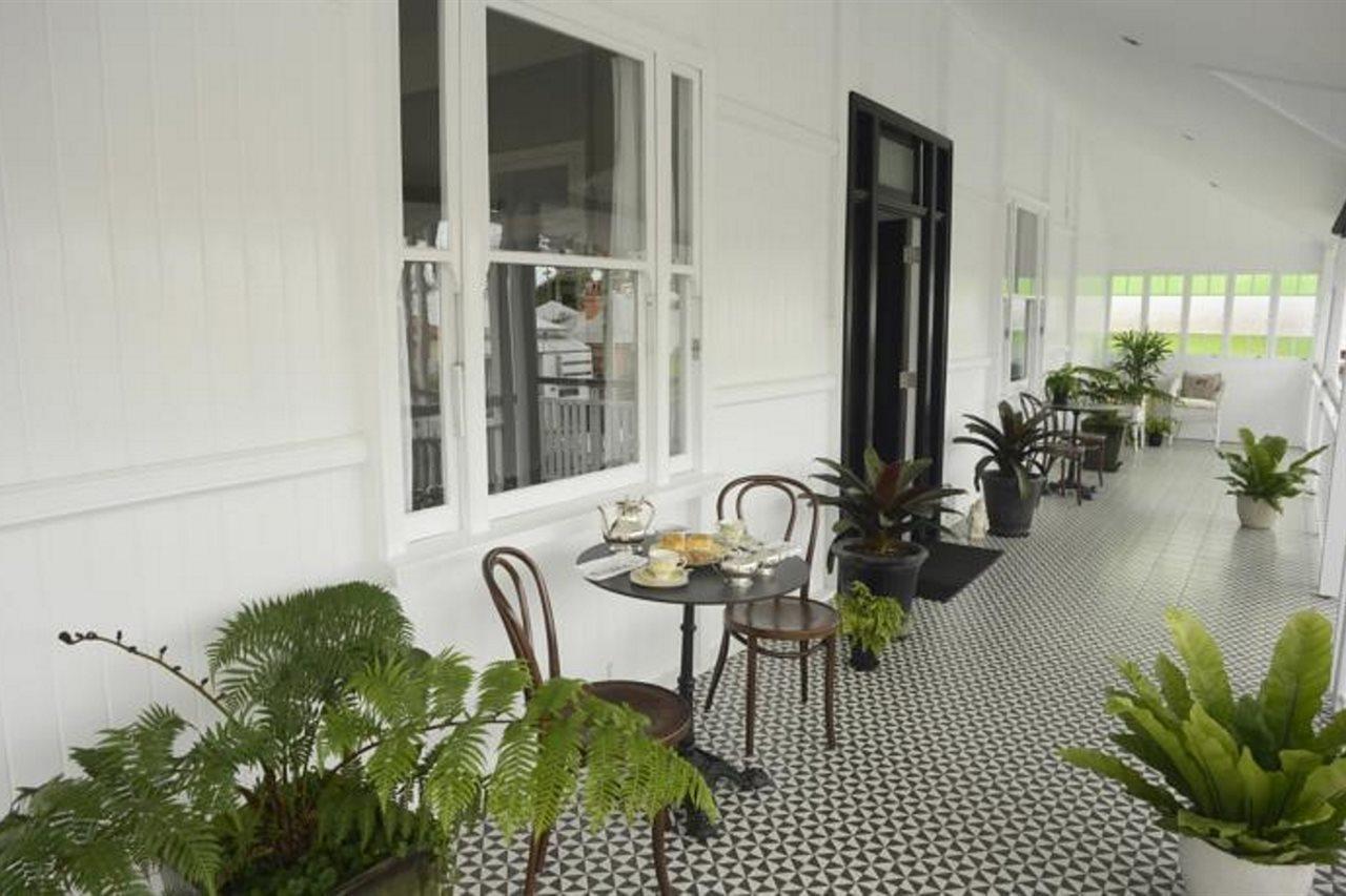 Heal House Bed & Breakfast Brisbane Exterior photo